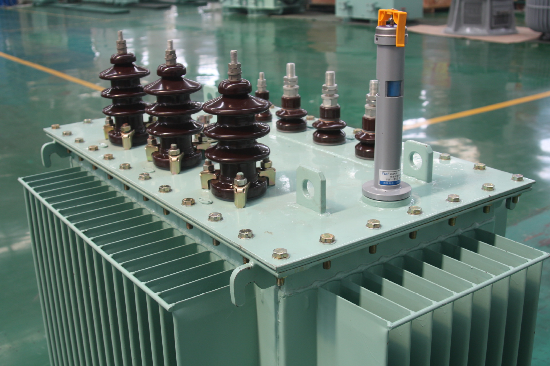 How to choose a transformer? How to determine the reasonable capacity of the transformer?